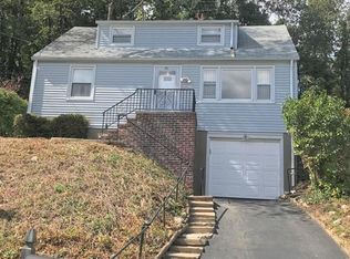 23 Westwood Dr N, West Orange, NJ 07052