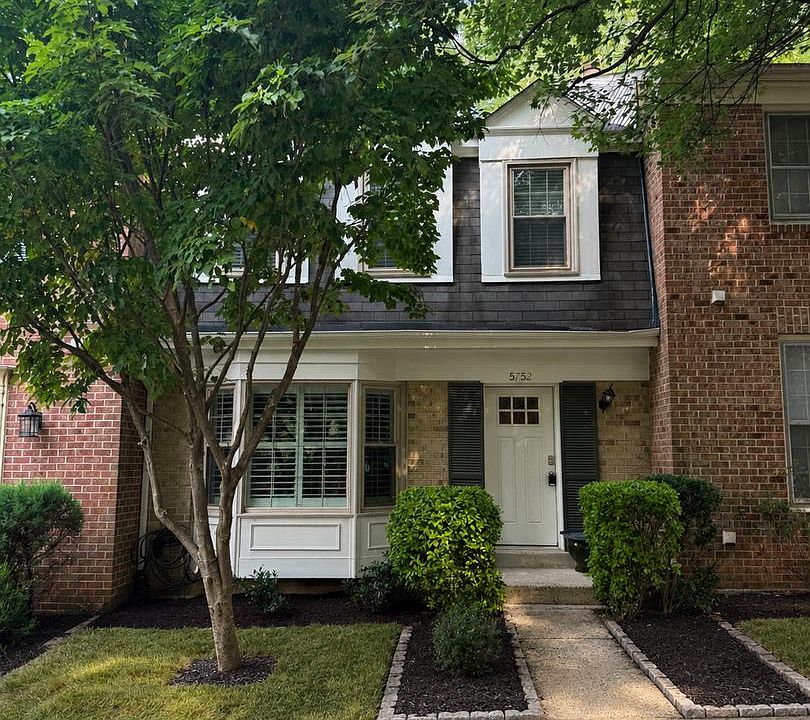 1st image of 5752 Crownleigh Ct