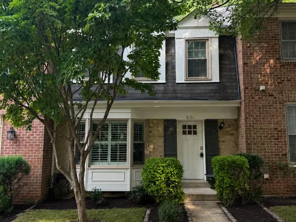 5752 Crownleigh Ct, Burke, VA 22015
