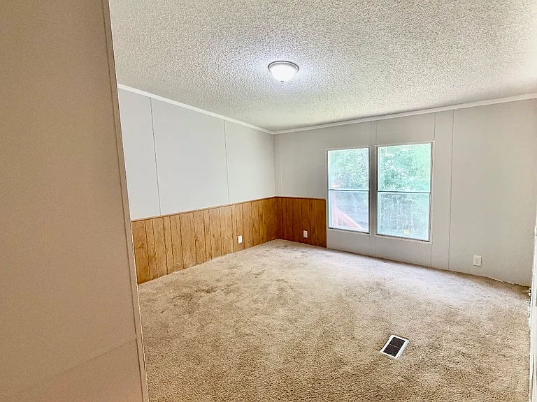 122 Fielding Ln — Photo 21