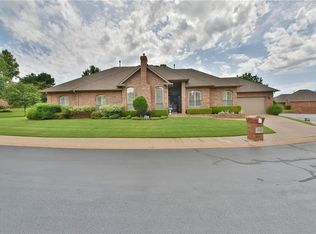 13804 Hollow Glen Rd, Edmond, OK 73013