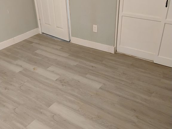 3rd image of 1497 N Belle St #1497