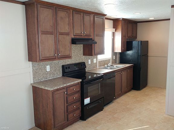 4th image of 74 Saint Michaels Dr