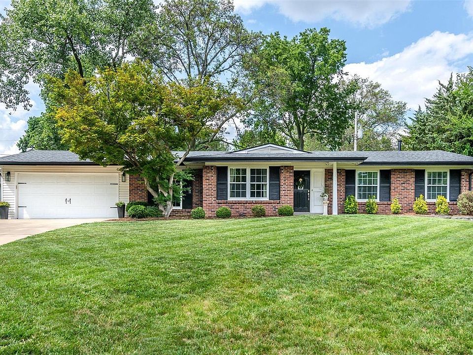 1st image of 12147 Land O Lakes Dr
