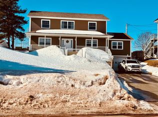 237 A Water St, Botwood, NL A0H1Y0