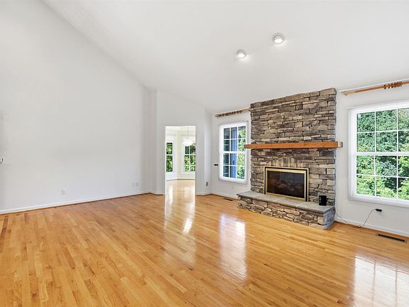 2nd image of 11930 Stone Mill Rd