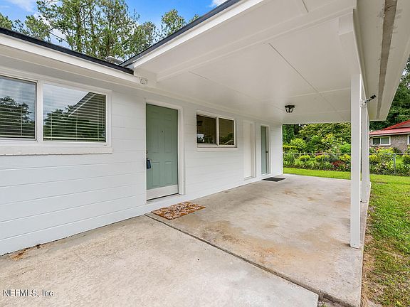 3rd image of 4469 JANA Lane E