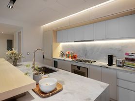 100 Vandam St, New York, NY