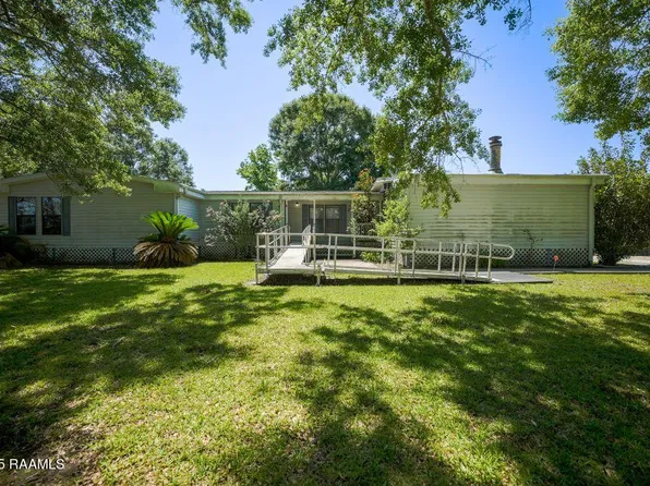 223 Henry St, Morgan City, LA 70392