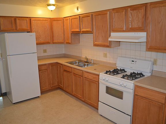 3rd image of 8864 United Ln APT 49