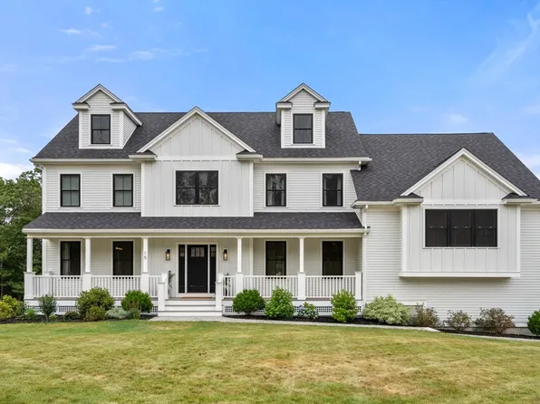 15 Couture Way, Middleton, MA 01949