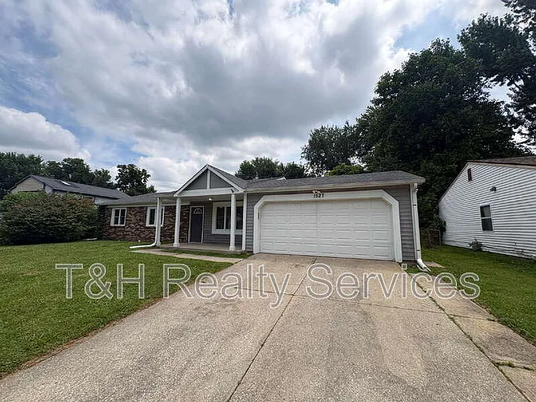 1527 Stacy Lynn Dr — Photo 2