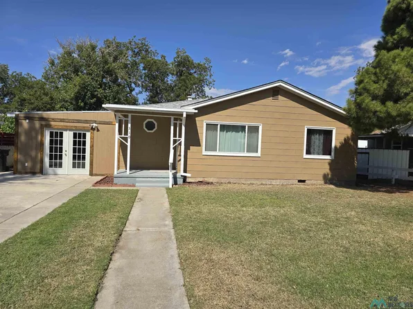 310 Glendale St, Carlsbad, NM 88220