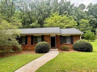 358 Bradley Woods Ct, Lilburn, GA 30047
