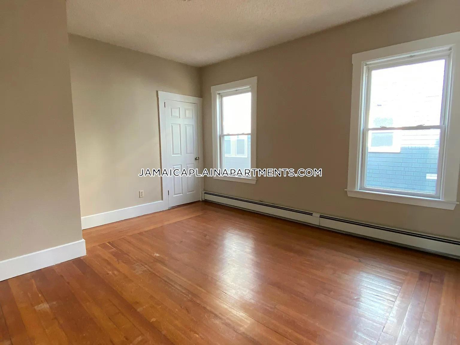 3 bed, $2,700 — Photo 3