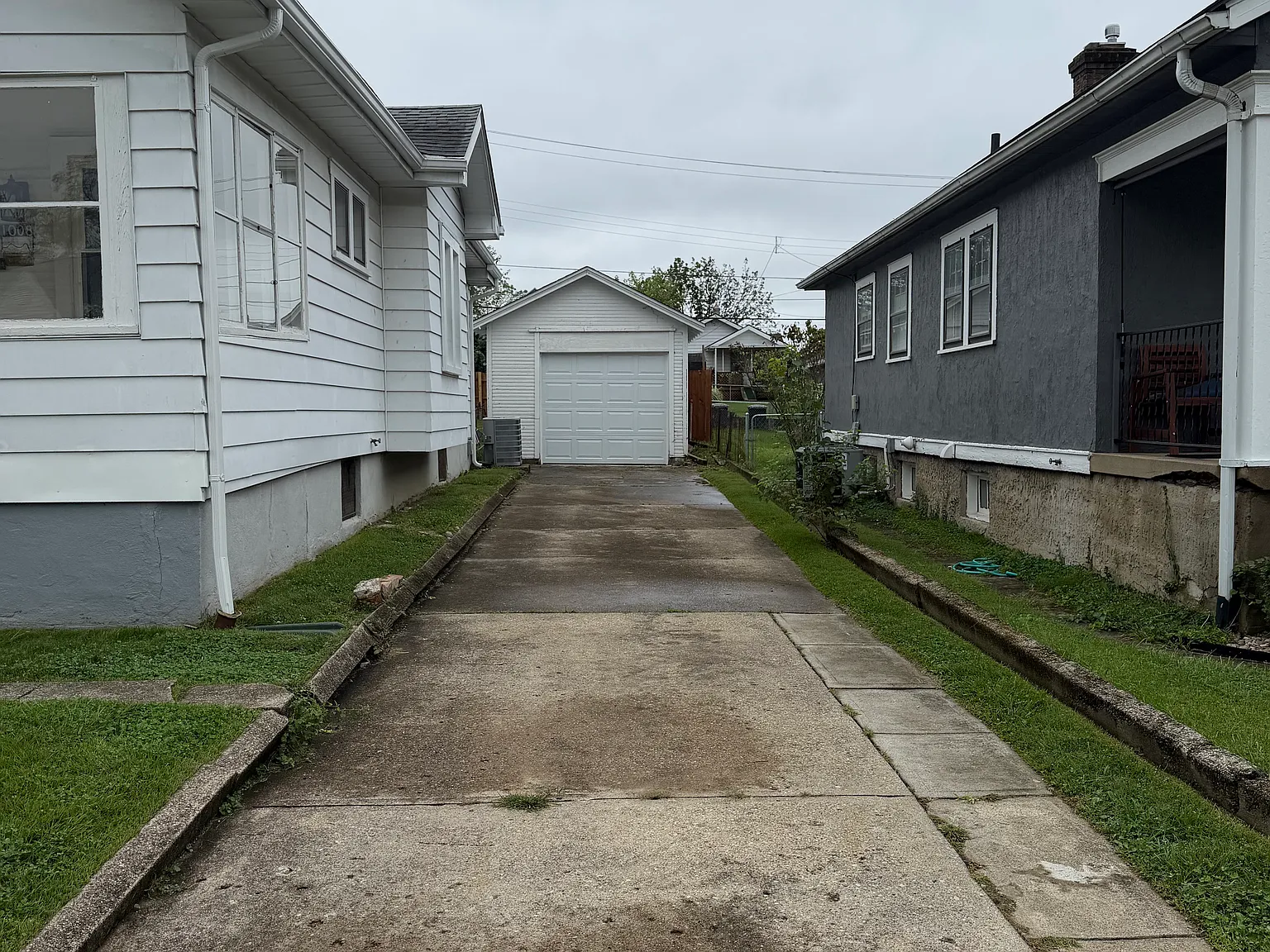 3 bed, 850 sqft, $1,500 — Photo 2
