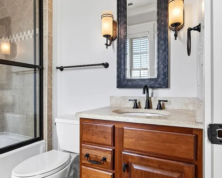 2409 Spring Creek Blvd NE — Photo 20