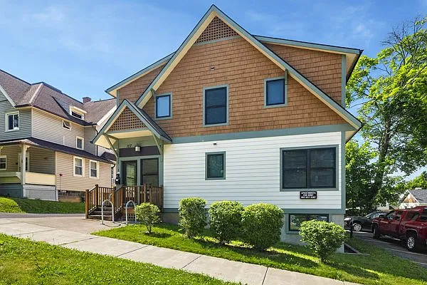 107 Cook St — Photo 1