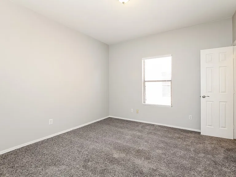 6622 W Riva Rd — Photo 12