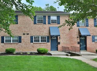 852 Palmer Rd, Columbus, OH 43212