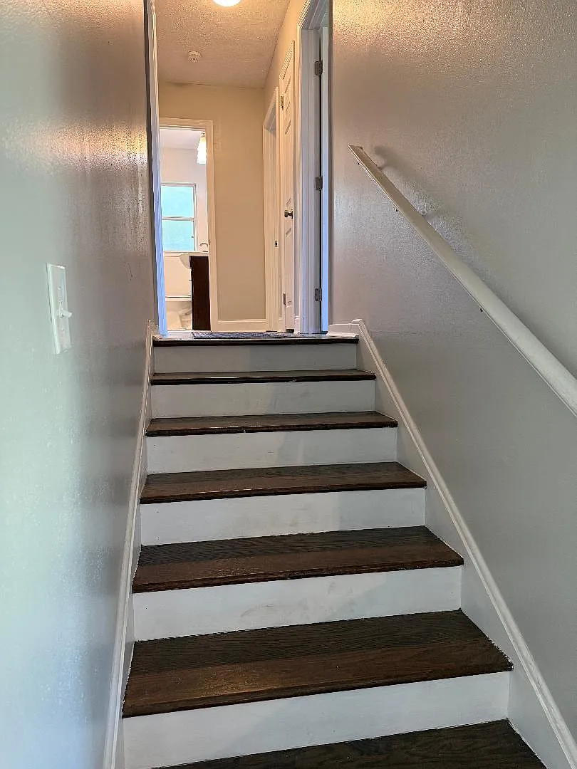 3 bed, 2.5 bath, 2190 sqft, $750 — Photo 4