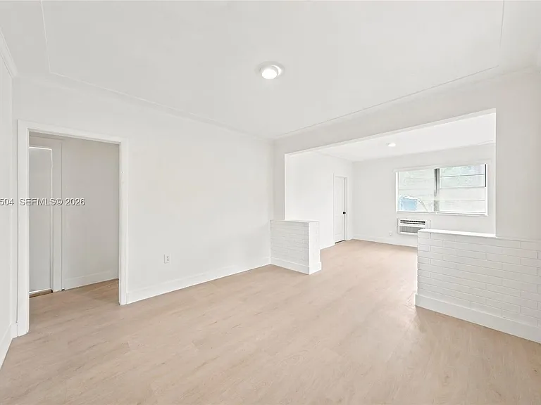 125 NE 56th St #1 — Photo 5