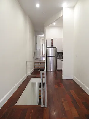 Rented by Miron Realty Group | media 28
