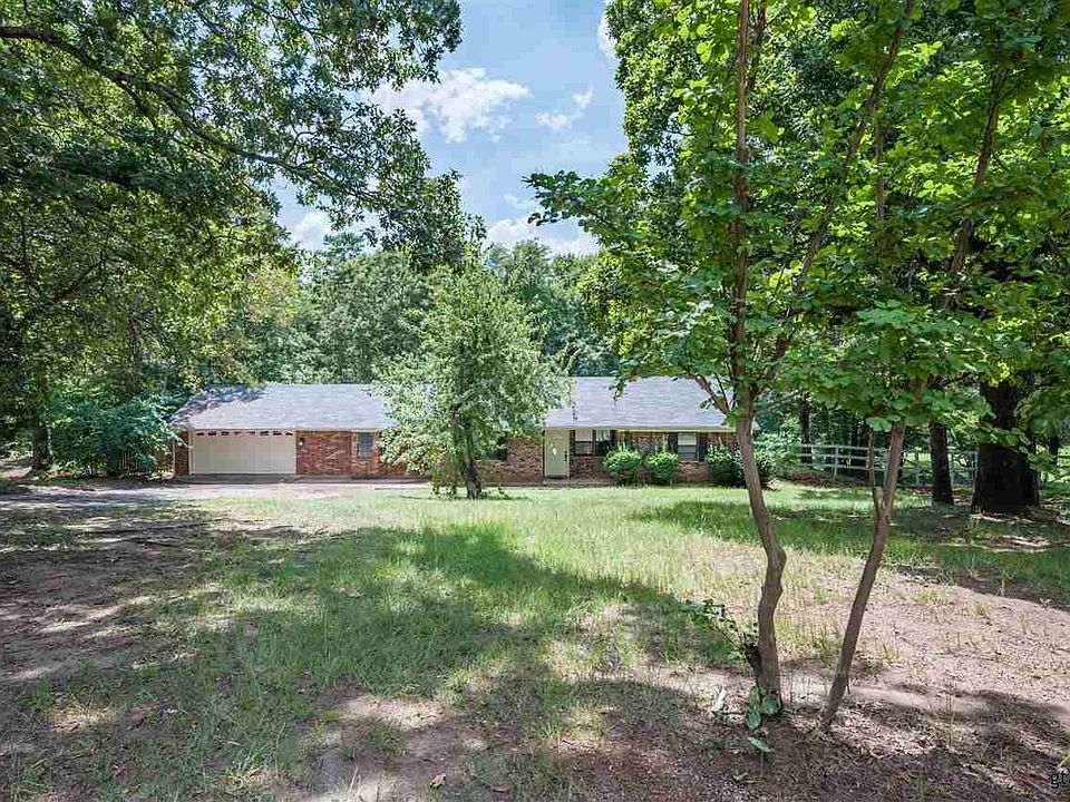 1st image of 18376 Tall Pines Dr