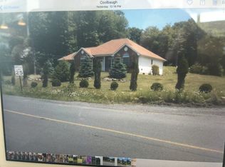 604 Glen Circle Dr, Tobyhanna, PA 18466