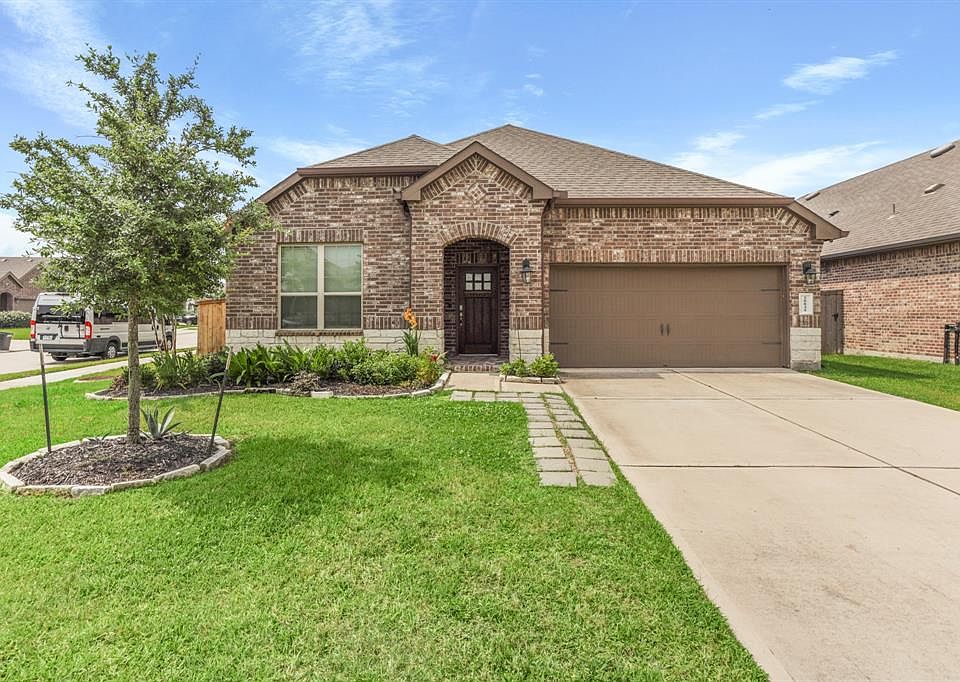 1st image of 20831 Rolling Orchard Dr
