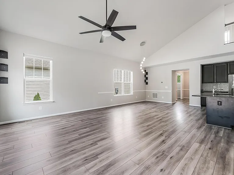 12199 Aster Rd — Photo 14