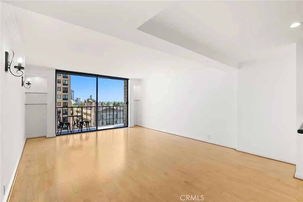 Building Photo - 10535 Wilshire #912