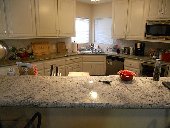5th image of 1631 Park Blvd