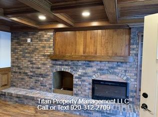 1155 Racine Rd #2, Menasha, WI 54952