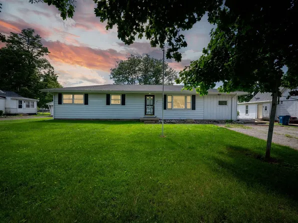 605 N Maple Ave, Minier, IL 61759