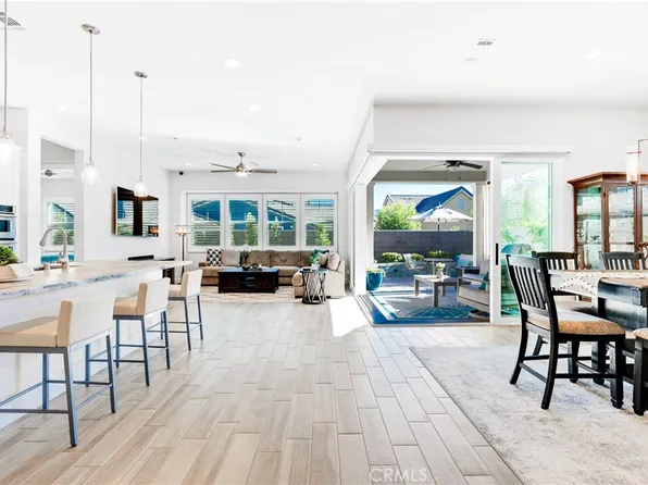 70 Luneta Ln, Mission Viejo, CA 92694