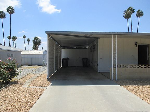 2nd image of 400 Santa Clara Cir