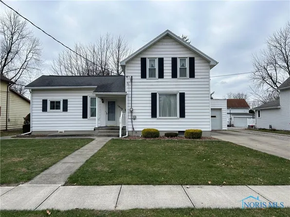 1059 Dodd St, Napoleon, OH 43545
