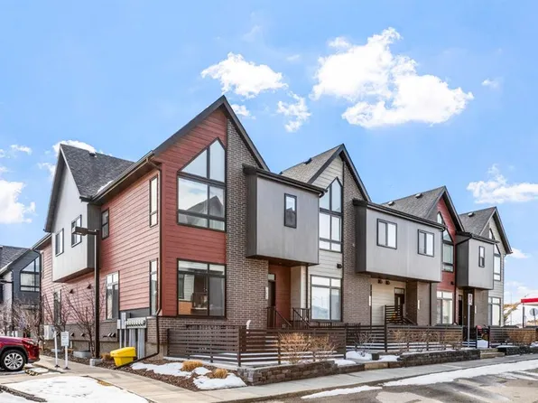 1005 N Sage Meadows Gdns NW, Calgary, AB T3P 1K3