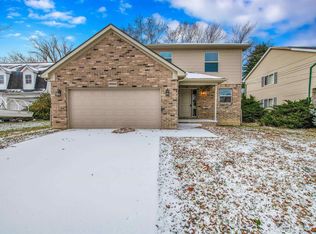 32523 Robeson St, Saint Clair Shores, MI