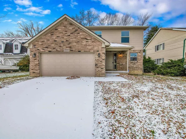 32523 Robeson St, Saint Clair Shores, MI 48082