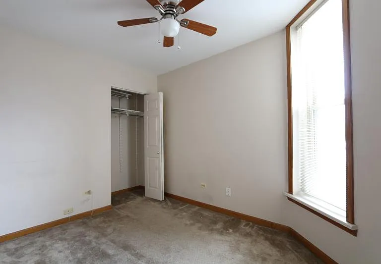 1257 W Flournoy St #4F — Photo 12