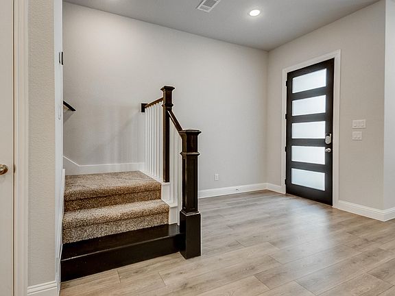 5th image of 4649 Piedras Lanzar Dr