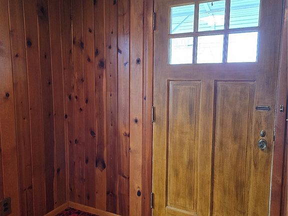 3rd image of 3 Celia Dr