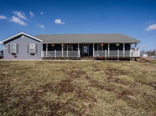 1204 Meadow Brook Dr, Lawrenceburg, KY 40342