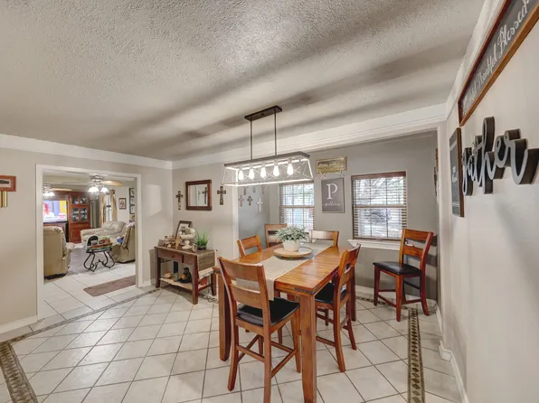 104 E 3rd St, Marfa, TX 79843