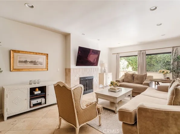2332 Fox Hills Dr APT 103, Los Angeles, CA 90064