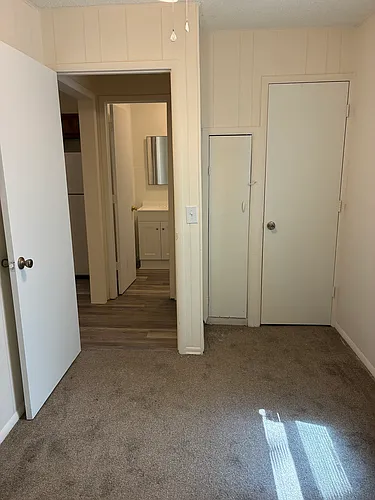 405 E Church St #5 Photo 1