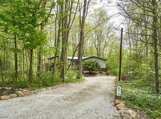 873 Old Spring Rd, Akron, OH 44321