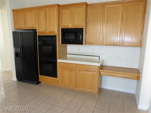 5th image of 2220 Scarlet Rose Dr